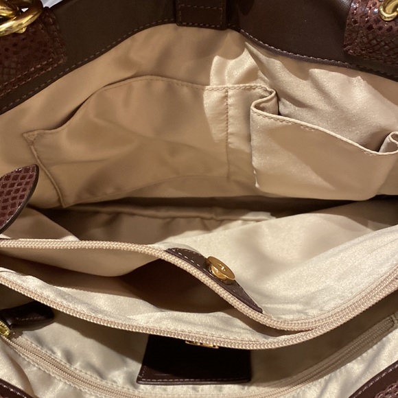 Coach satchel in smooth grain leather with snake pattern details - Picture 3 of 8